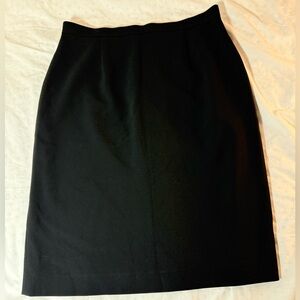 Jones New York Classic Black Pencil Skirt